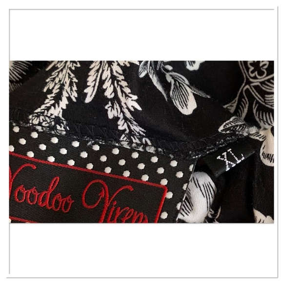 Voodoo Vixen Pin Up Dress Black White Floral Polka Dot Lace Trim Size XL - Picture 11 of 12